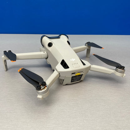 DJI Mini 4 Pro | DJI RC 2