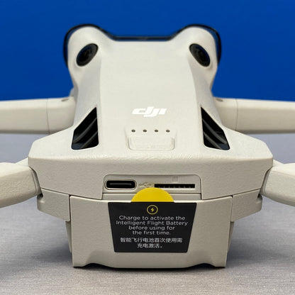 DJI Mini 4 Pro | DJI RC 2