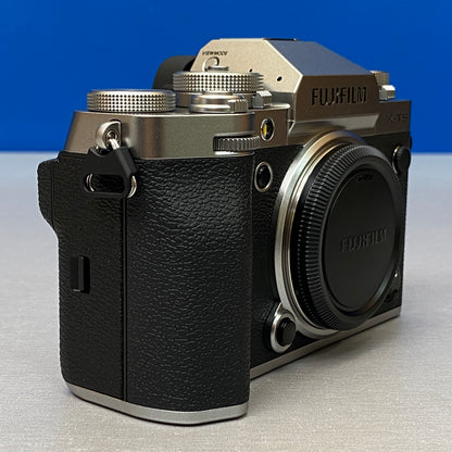 Fujifilm X-T5 (40MP) + XF 16-50mm f/2.8-4.8 R LM WR | NOVA