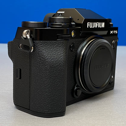 Fujifilm X-T5 (40MP) + XF 16-50mm f/2.8-4.8 R LM WR | NOVA