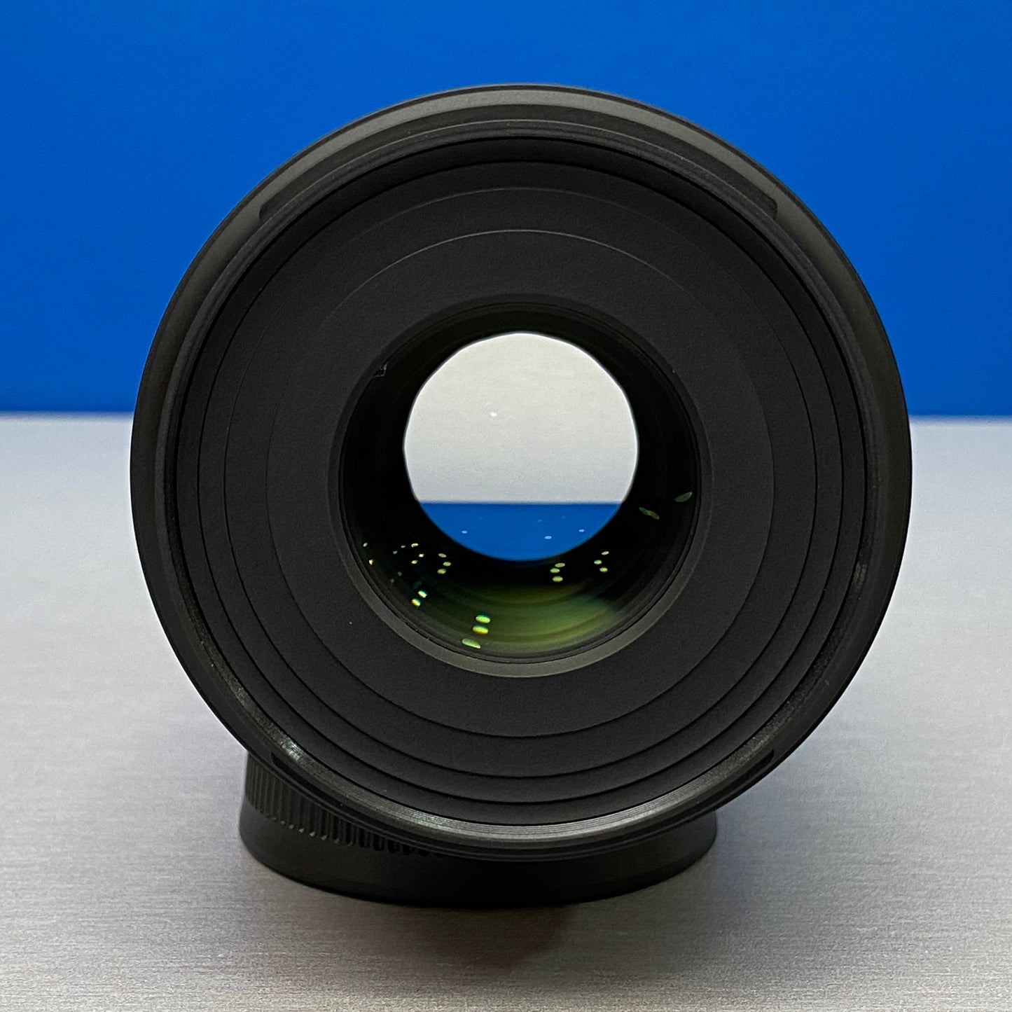 Tamron 90mm f/2.8 Di III Macro VXD