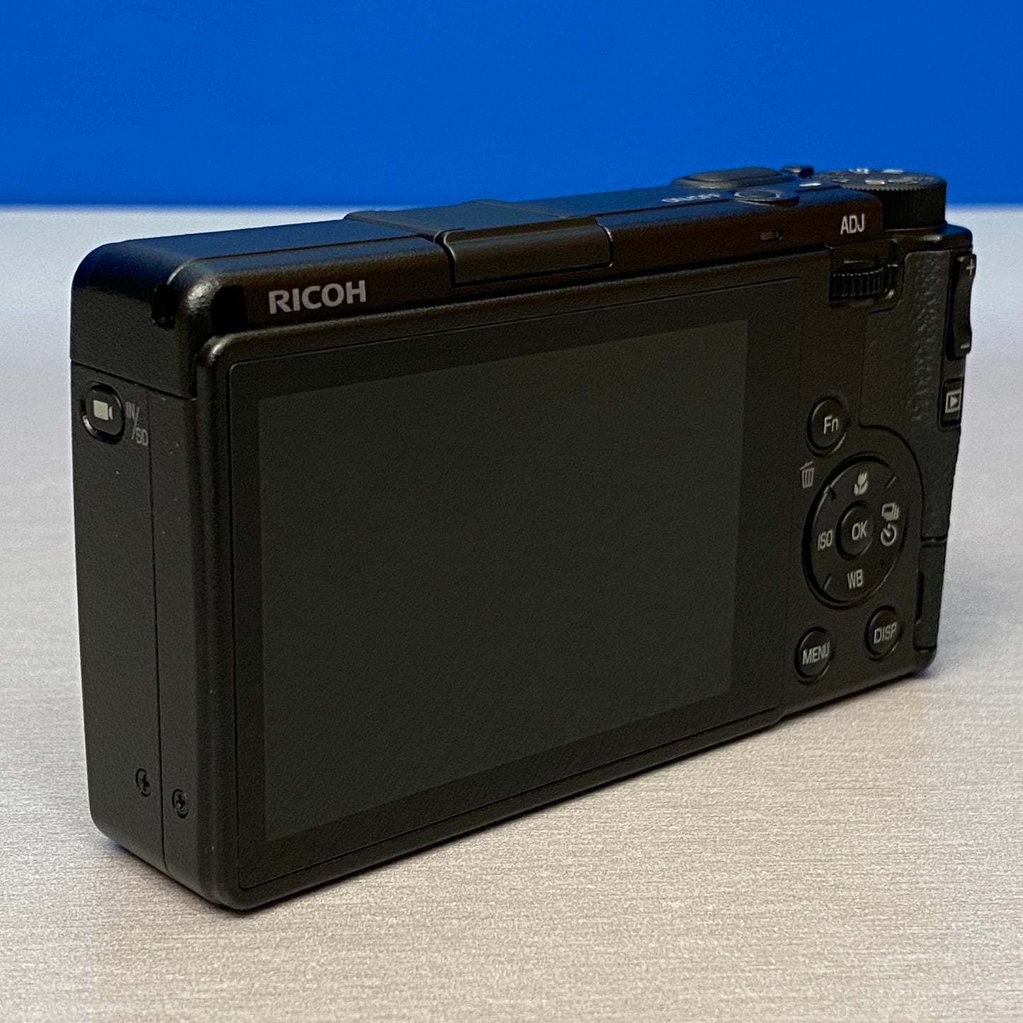 Ricoh GR IV (25.7MP) | NOVA