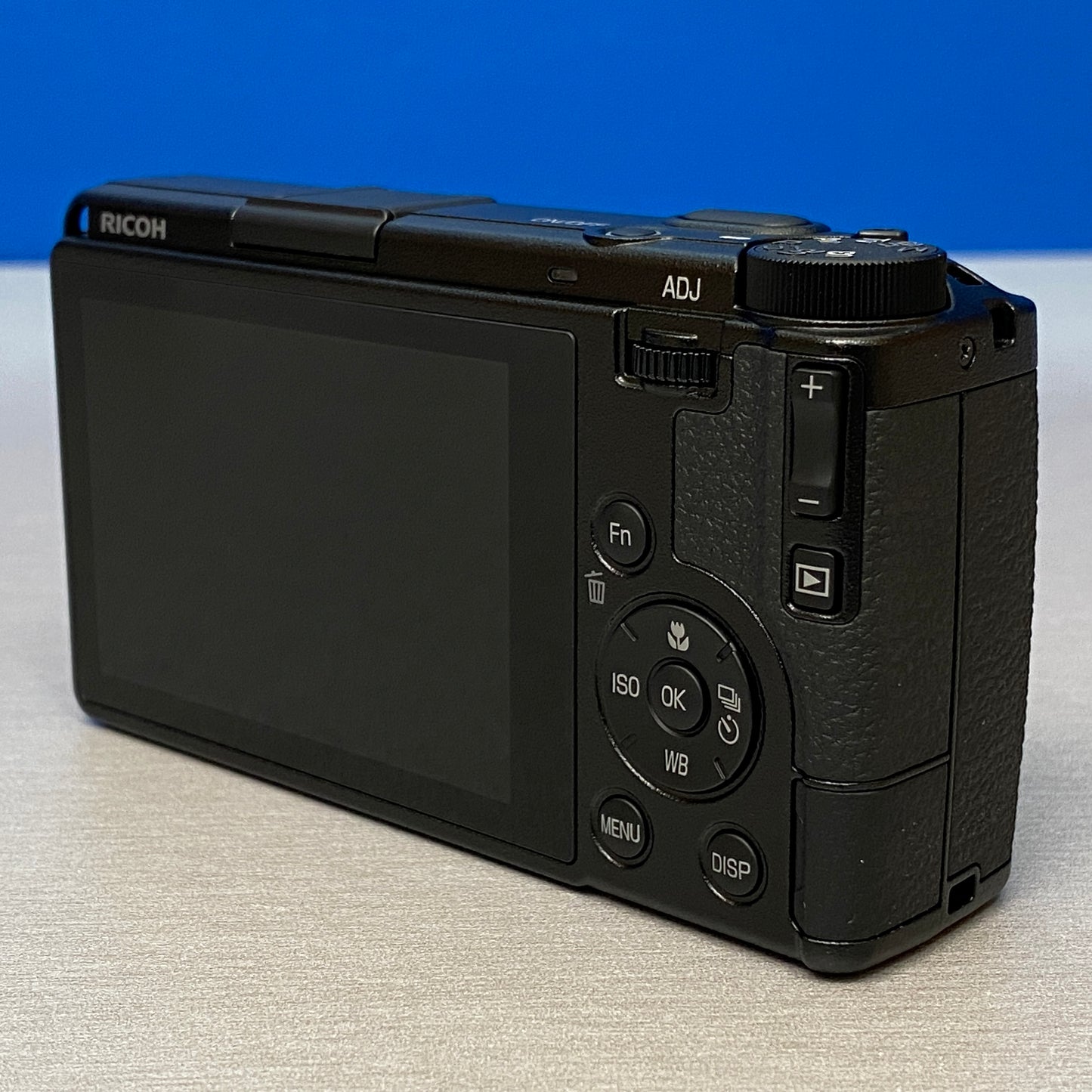 Ricoh GR IV (25.7MP) | NOVA