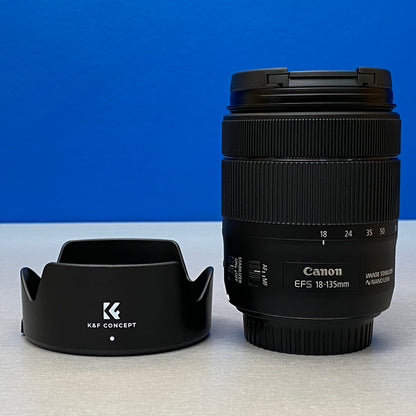Canon EF-S 18-135mm f/3.5-5.6 IS USM | NOVA