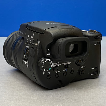 Sony Cyber-Shot DSC-R1 (10.3MP)