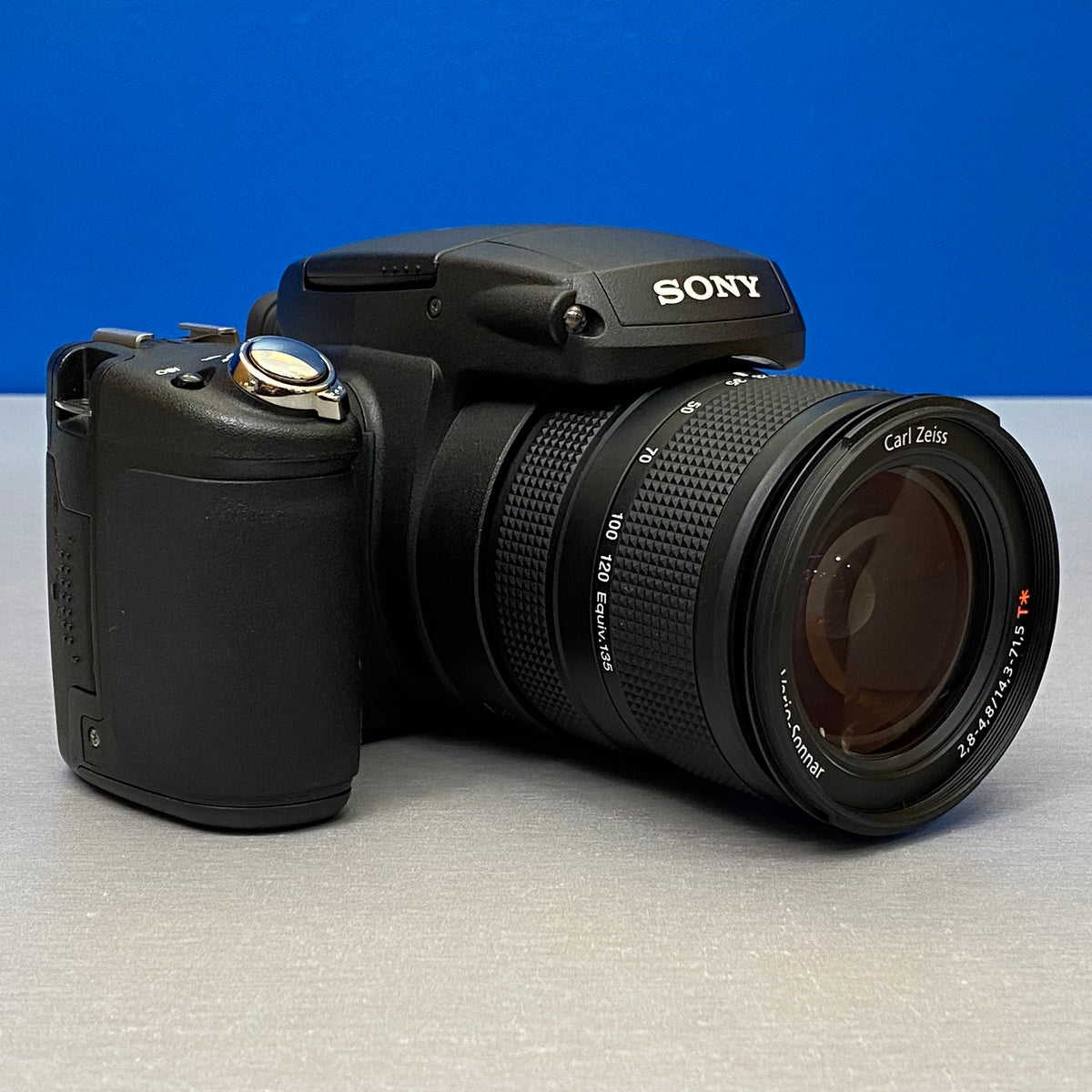 Sony Cyber-Shot DSC-R1 (10.3MP)