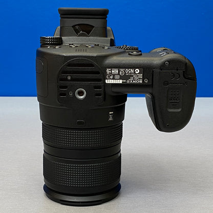 Sony Cyber-Shot DSC-R1 (10.3MP)