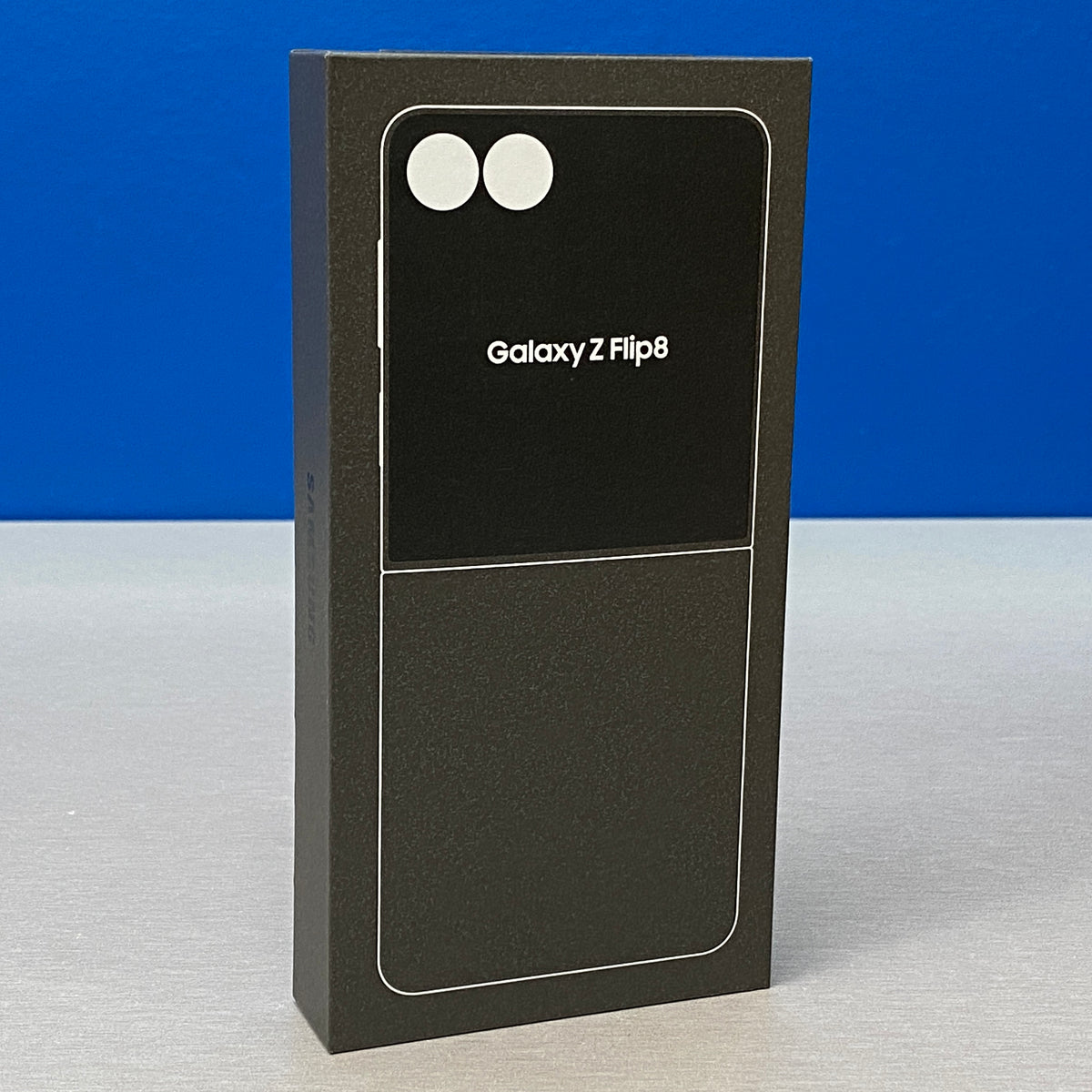Samsung Galaxy Z Flip8 | 12GB/512GB | Graphite | NOVO