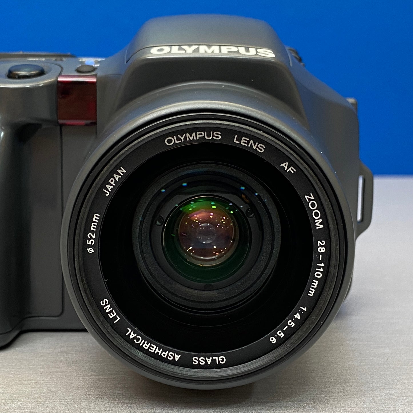 Olympus IS-100 (AF 28-110mm f/4.5-5.6)