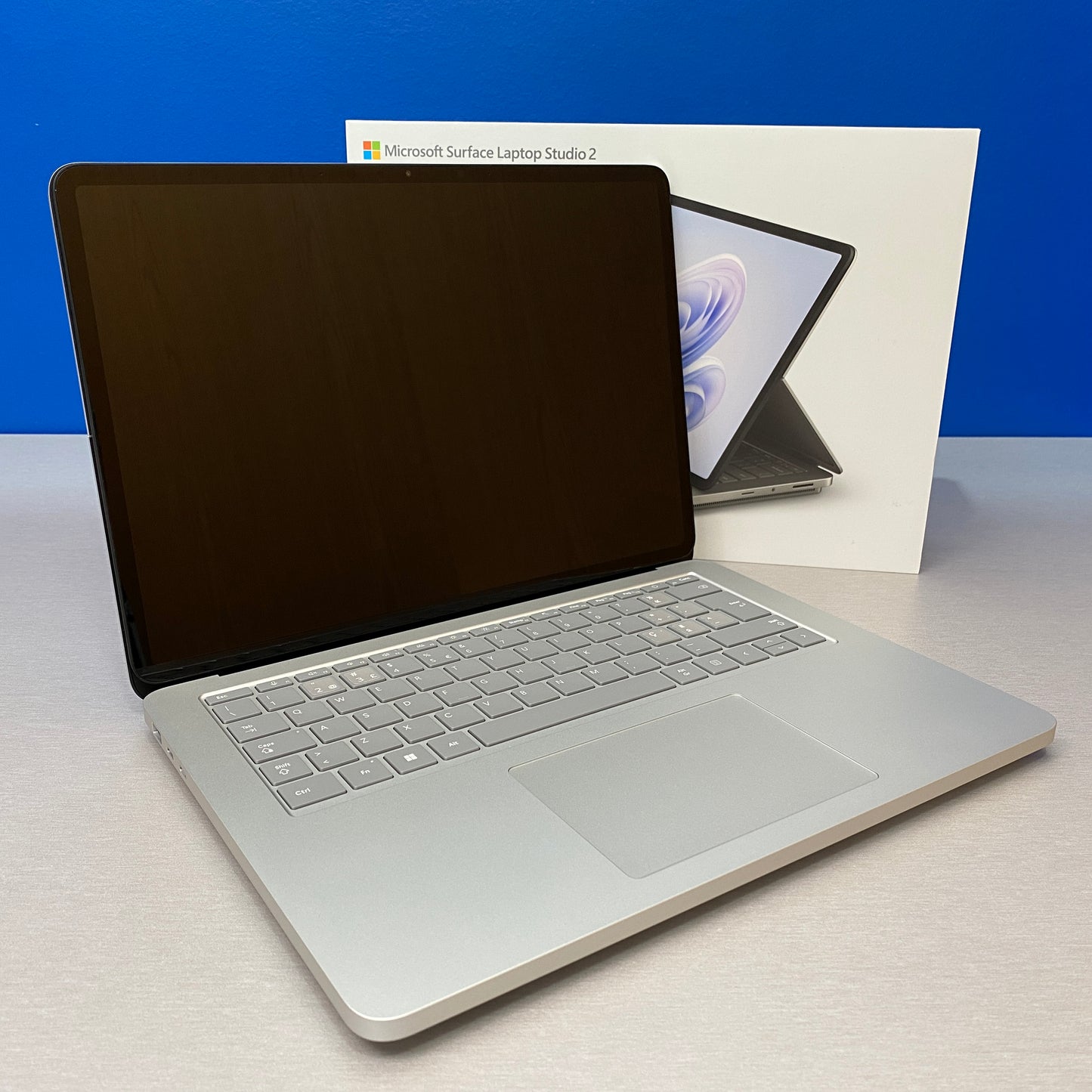 Microsoft Surface Laptop Studio 2 -14.4" (i7-13700H/16GB/512GB SSD/RTX 4050 6GB)