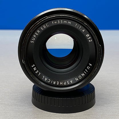 Fujifilm XF 35mm f/1.4 R