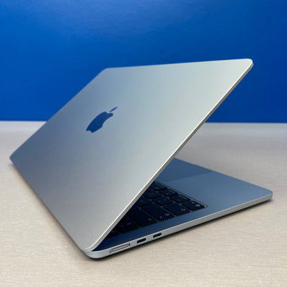 Apple MacBook Air 13.6" | 2025 | M4 10-Cores/16GB/256GB SSD