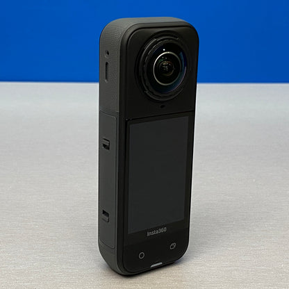 Insta360 X5 (8K - 360º) Essentials Bundle