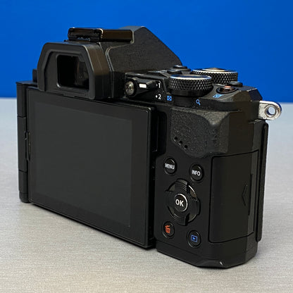 Olympus OM-D E-M5 Mark II (Corpo) - 16.1MP