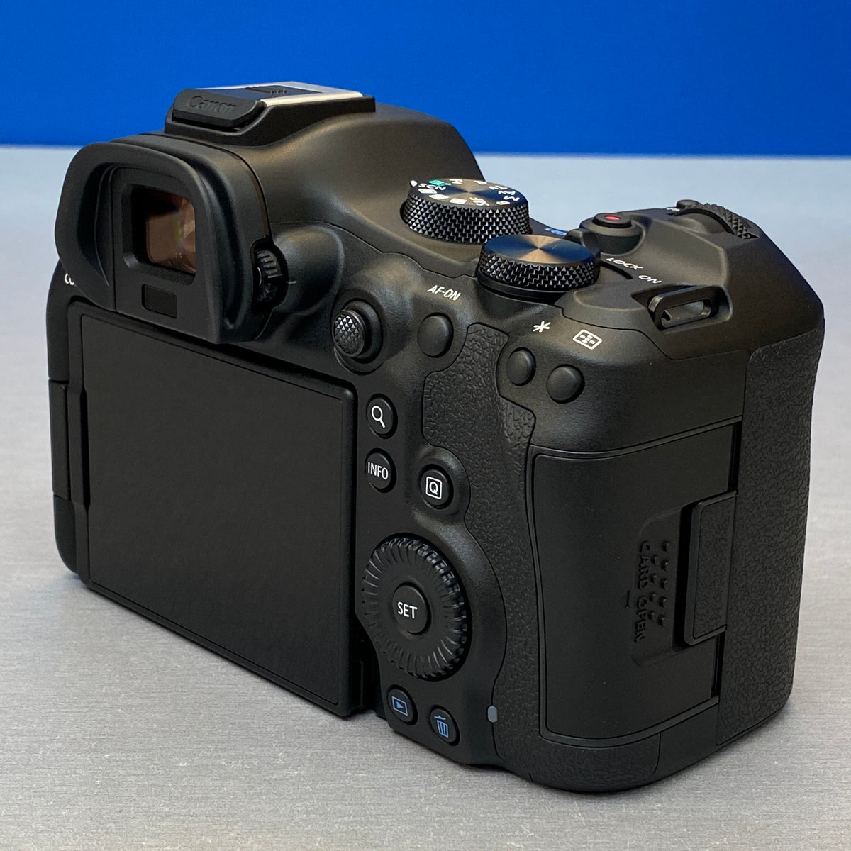 Canon EOS R6 Mark III (32.5MP) + RF 24-105mm f/4-7.1 IS STM | NOVA