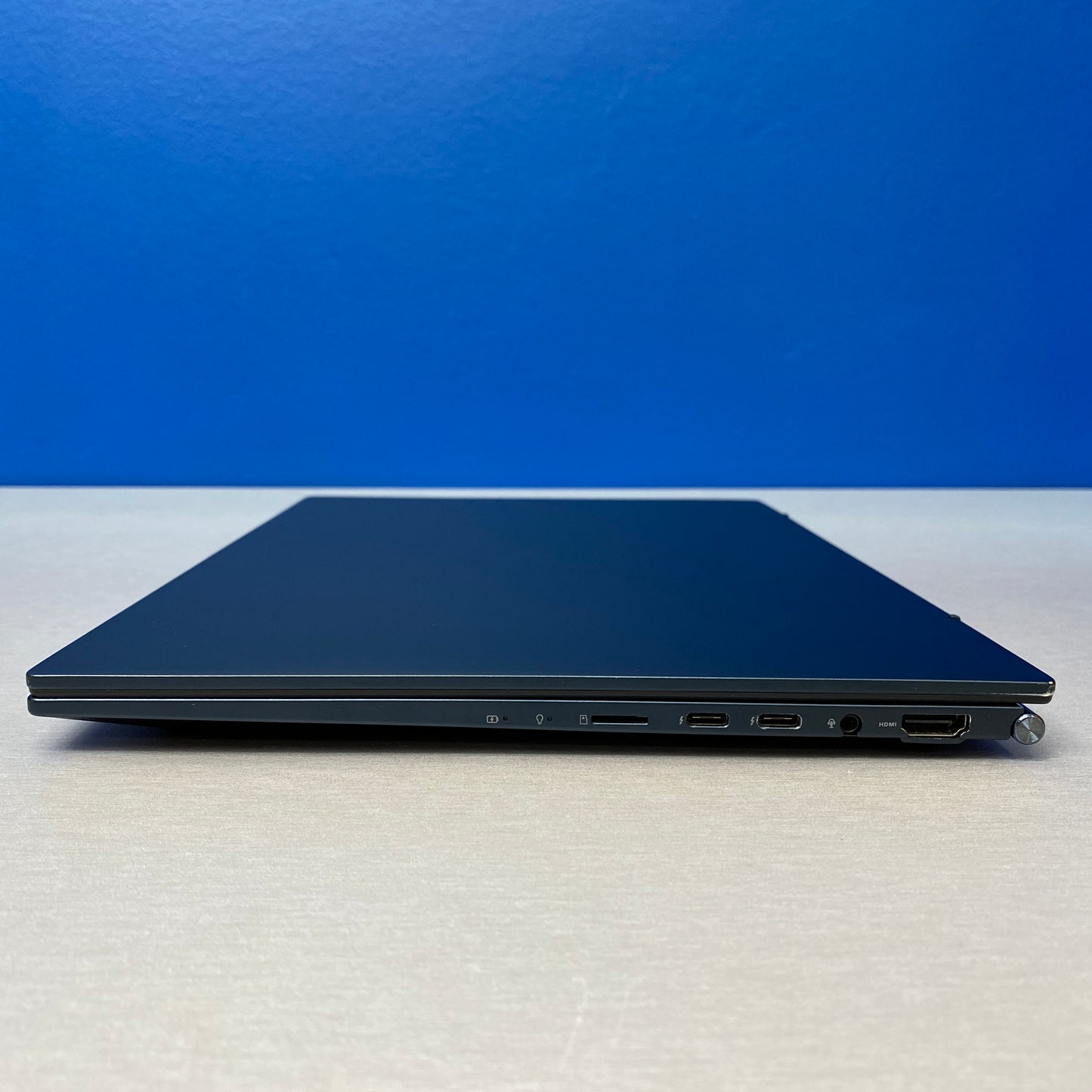 ASUS ZenBook UX3402ZA | 14" OLED 2.8K | i7-1260P 12-Cores | 16GB | 1TB