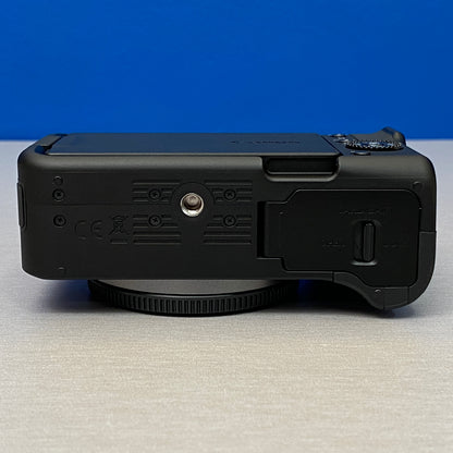 Canon EOS R50 V (Corpo) - 24.2MP | NOVA