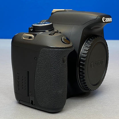 Canon EOS 600D (Corpo) - 18MP