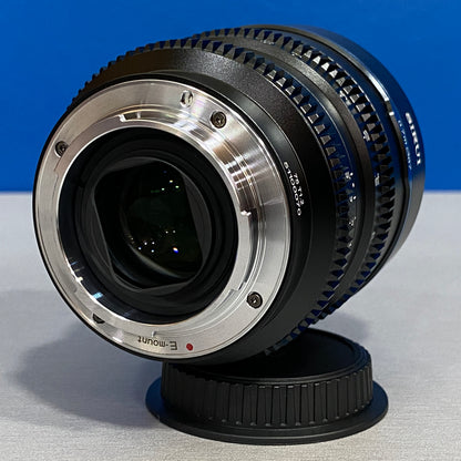 SIRUI Night Walker 75mm T1.2 (NOVA)