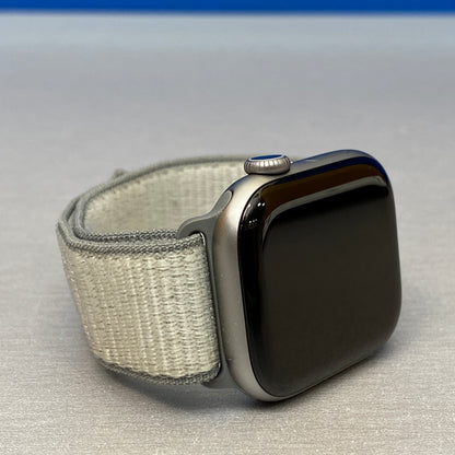 Apple Watch Series 11 | 42mm | GPS | Space Gray Aluminum