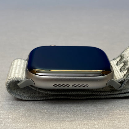 Apple Watch Series 11 | 42mm | GPS | Space Gray Aluminum