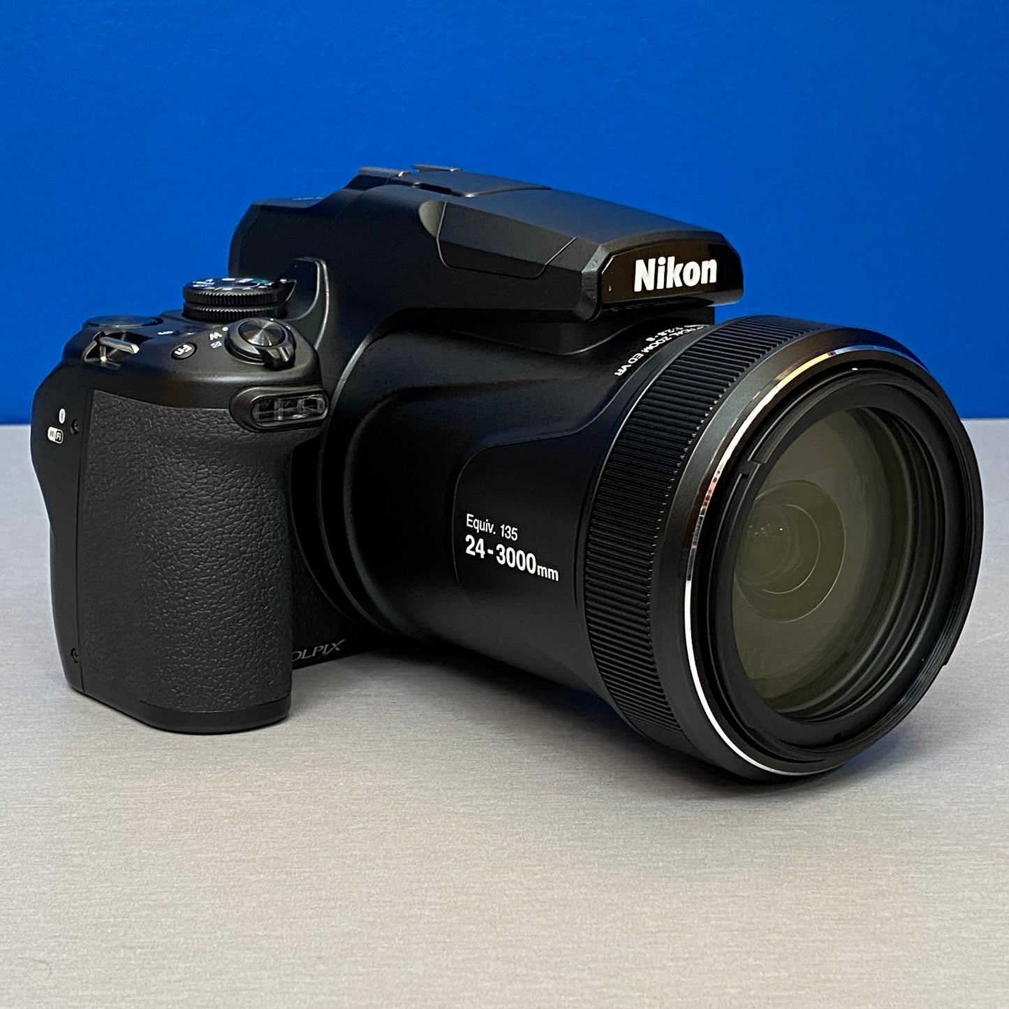 Nikon Coolpix P1100 (16MP - 125x Zoom) | NOVA