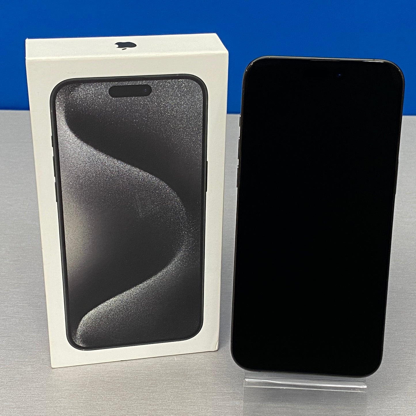 Apple iPhone 15 Pro Max 256GB (Black Titanium)