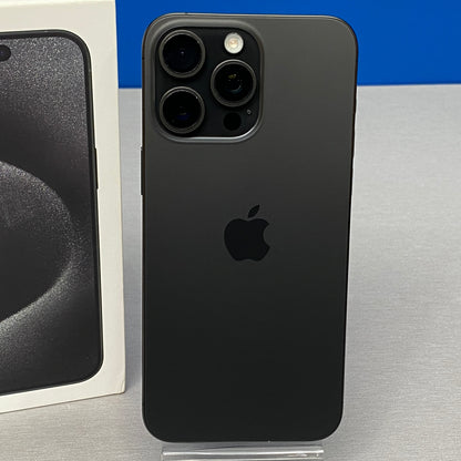 Apple iPhone 15 Pro Max 256GB (Black Titanium)
