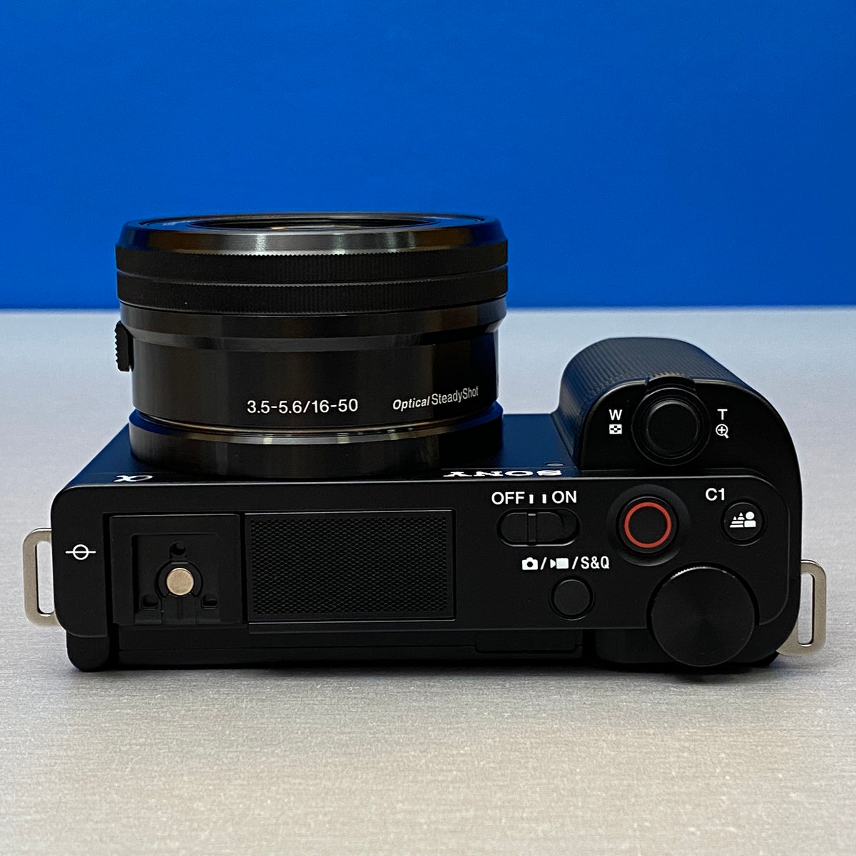 Sony ZV-E10 (24.2MP) + E PZ 16-50mm f/3.5-5.6 OSS