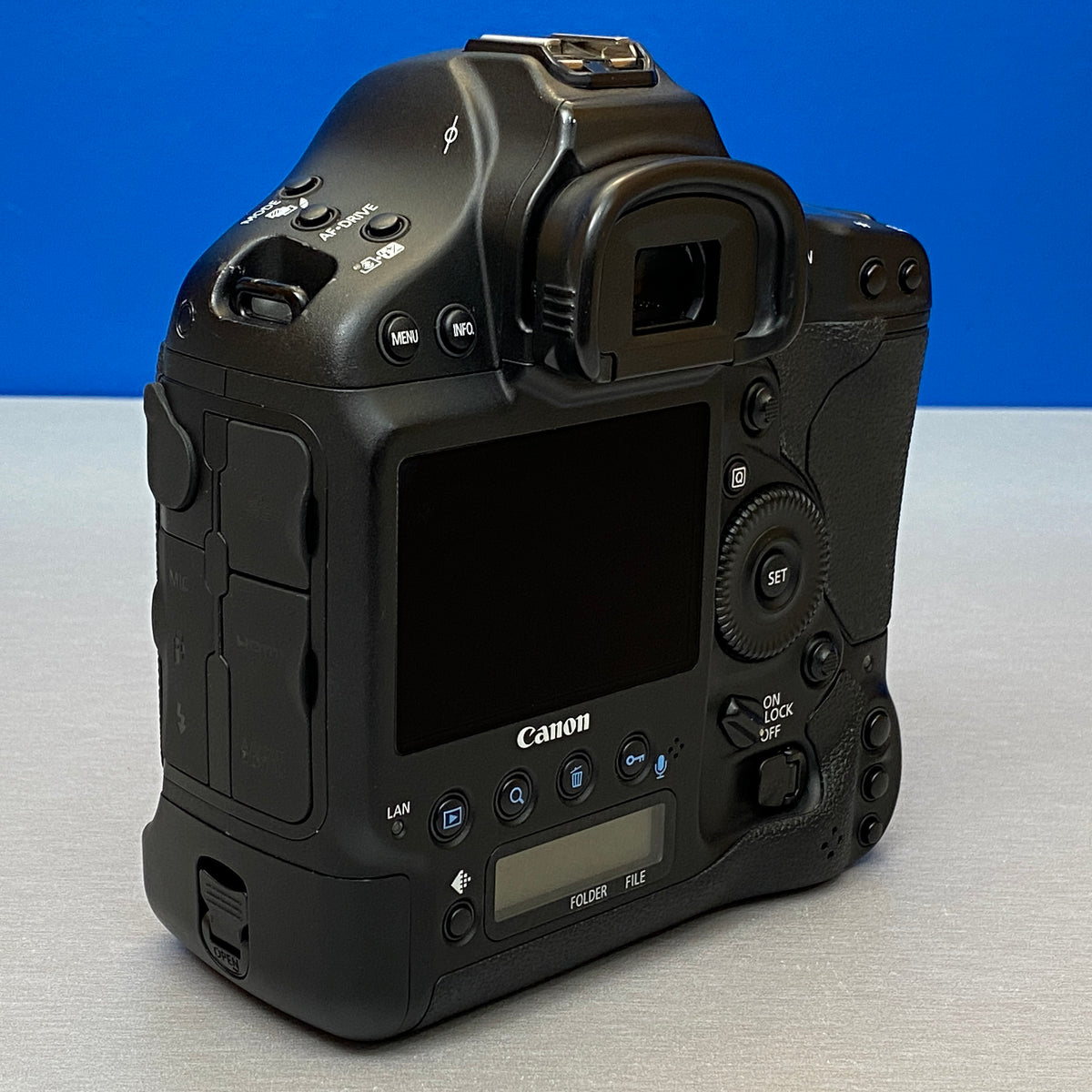 Canon EOS 1DX (Corpo) - 18.1MP