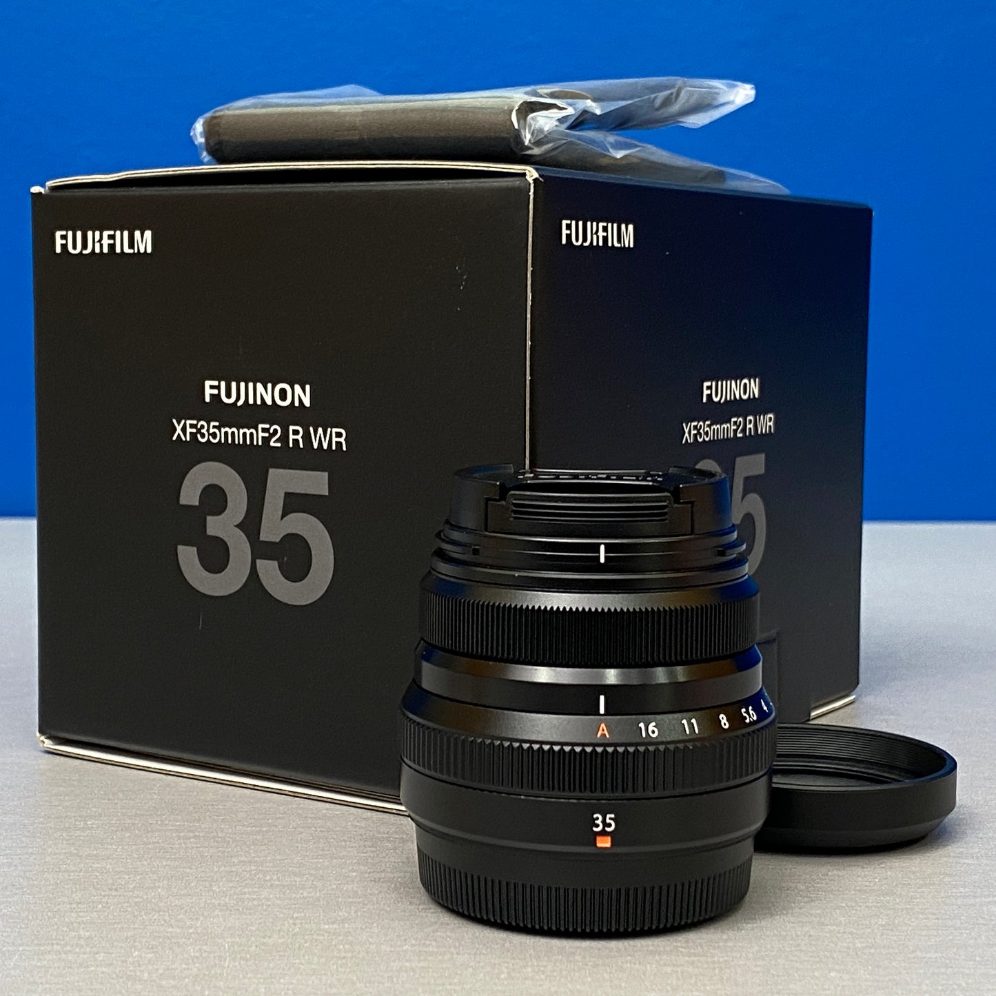 Fujifilm XF 35mm f/2 R WR