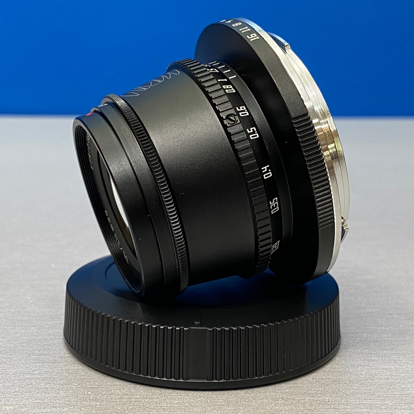TTArtisan 35mm f/1.4 | Canon RF-S | NOVA