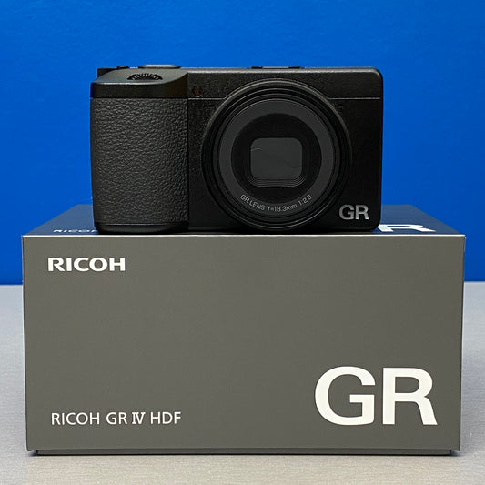 Ricoh GR IV HDF (25.7MP) | NOVA