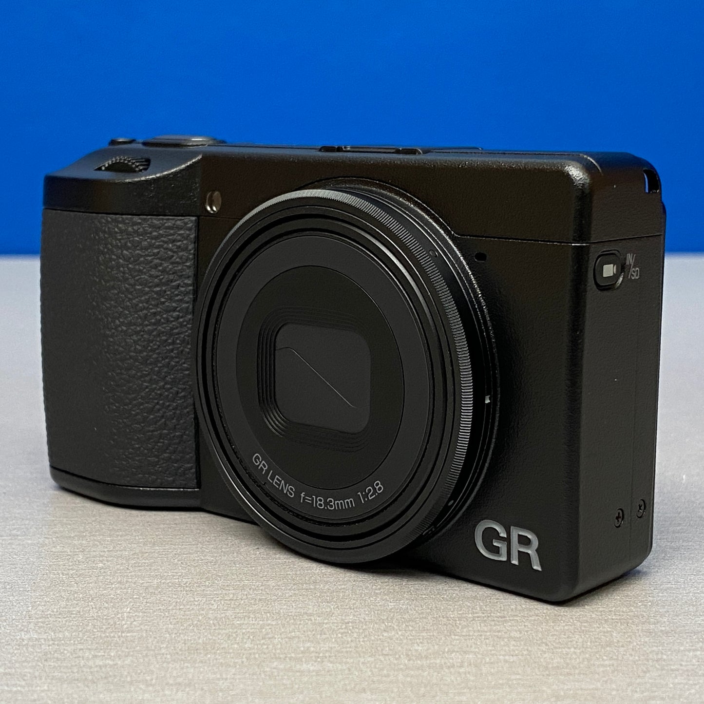 Ricoh GR IV HDF (25.7MP) | NOVA