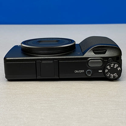 Ricoh GR IV HDF (25.7MP) | NOVA