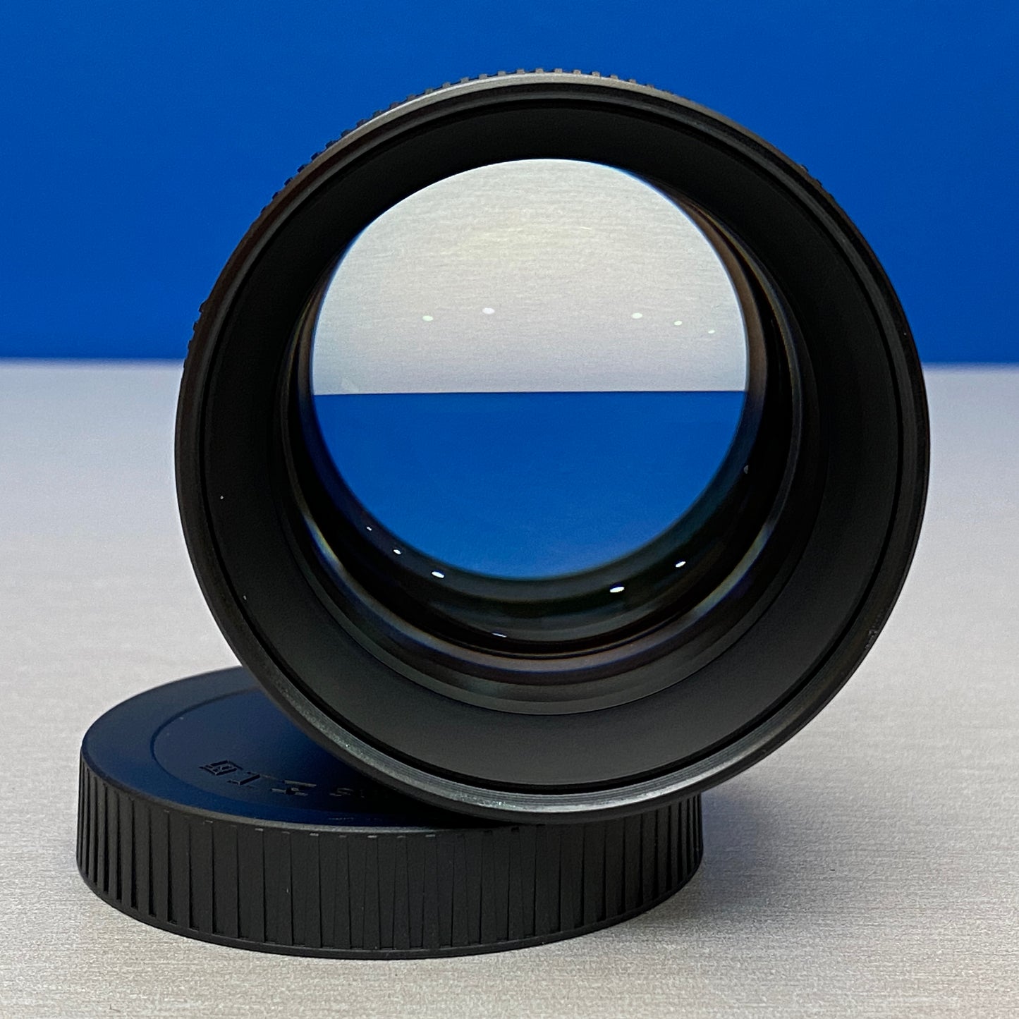 7Artisans 50mm f/0.95 (NOVA)