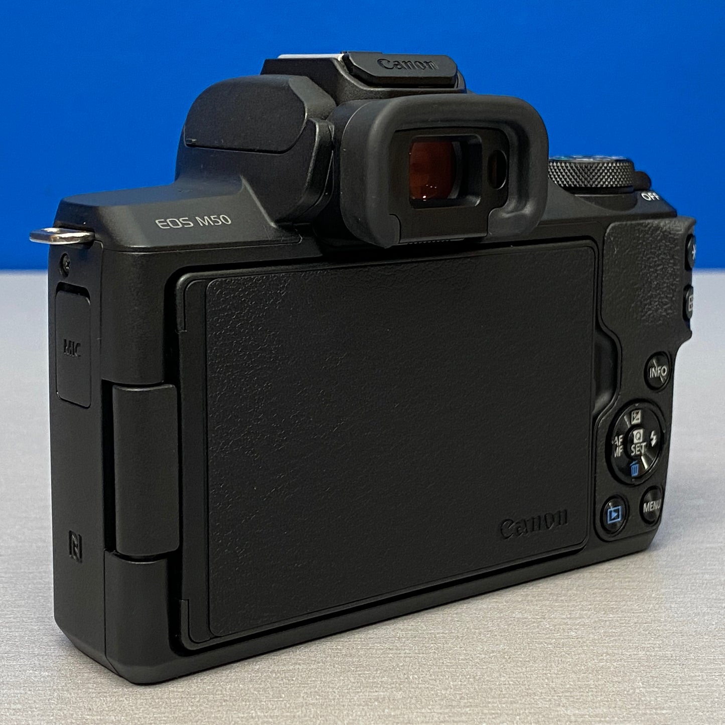 Canon EOS M50 (Corpo) - 24.1MP