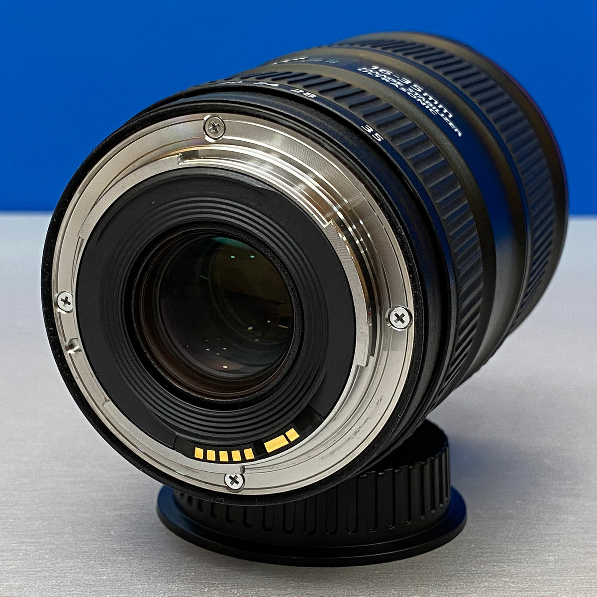 Canon EF 16-35mm f/4 L IS USM