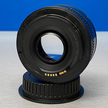 Canon EF 50mm f/1.8 II