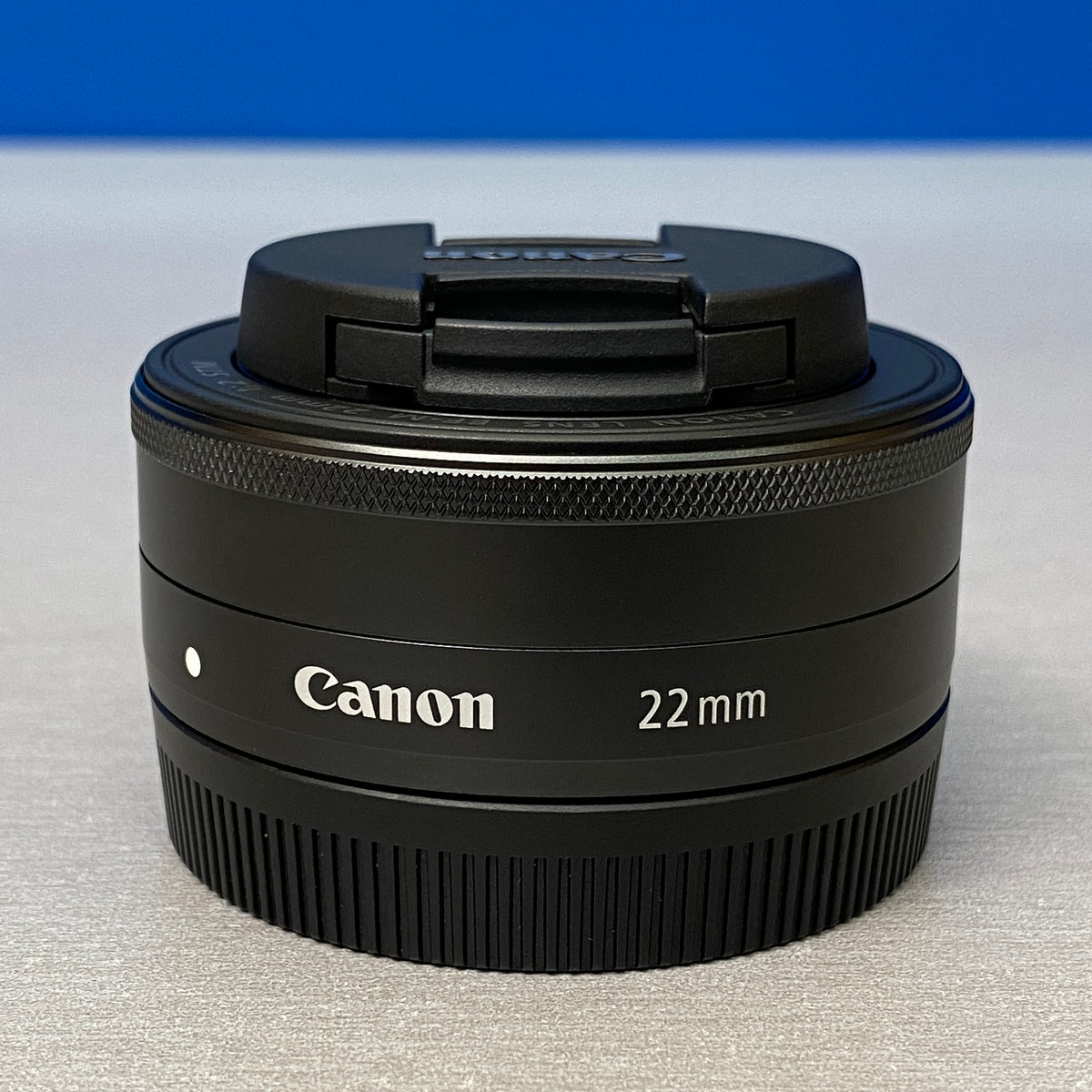 Canon EF-M 22mm f/2 STM