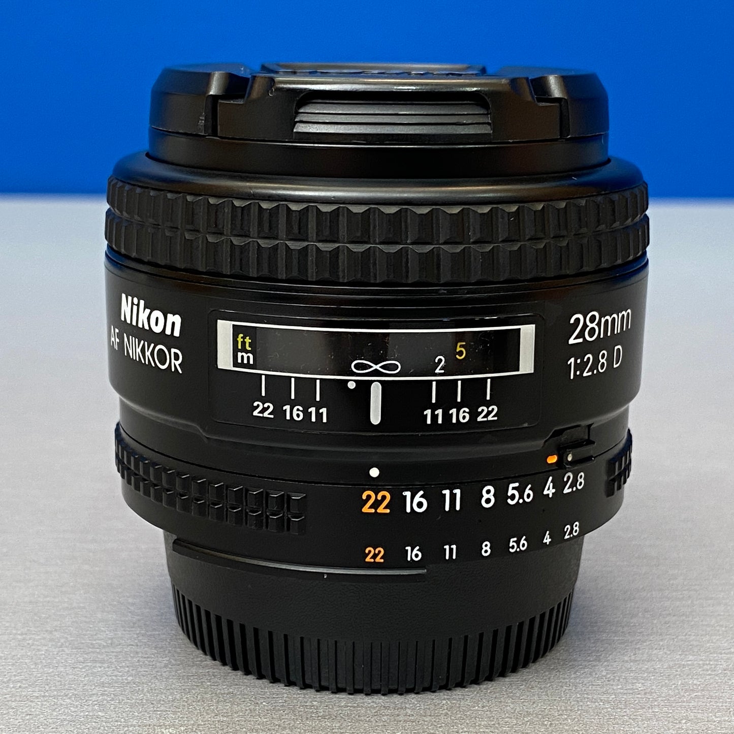 Nikon AF Nikkor 28mm f/2.8 D