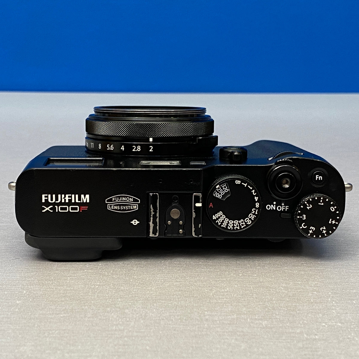 Fujifilm X100F (24.3MP)