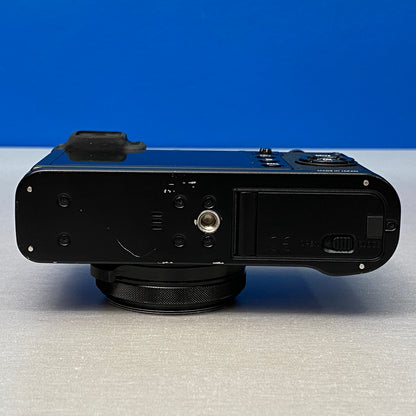 Fujifilm X100F (24.3MP)