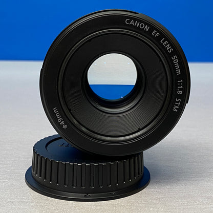 Canon EF 50mm f/1.8 STM