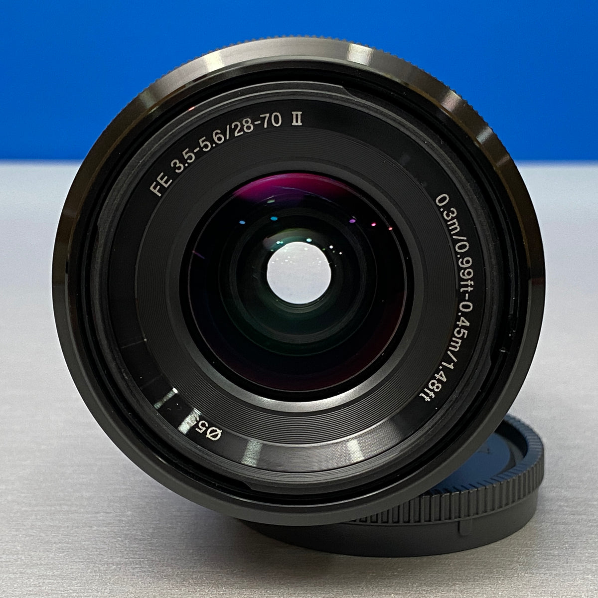 Sony FE 28-70mm f/3.5-5.6 OSS II
