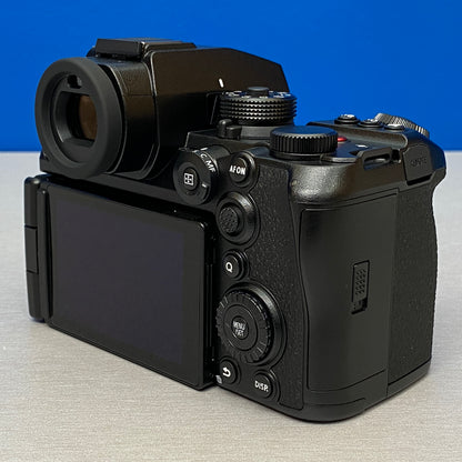 Panasonic Lumix S1 II (24.1MP) + Lumix S 24-105mm f/4 Macro O.I.S. | NOVA