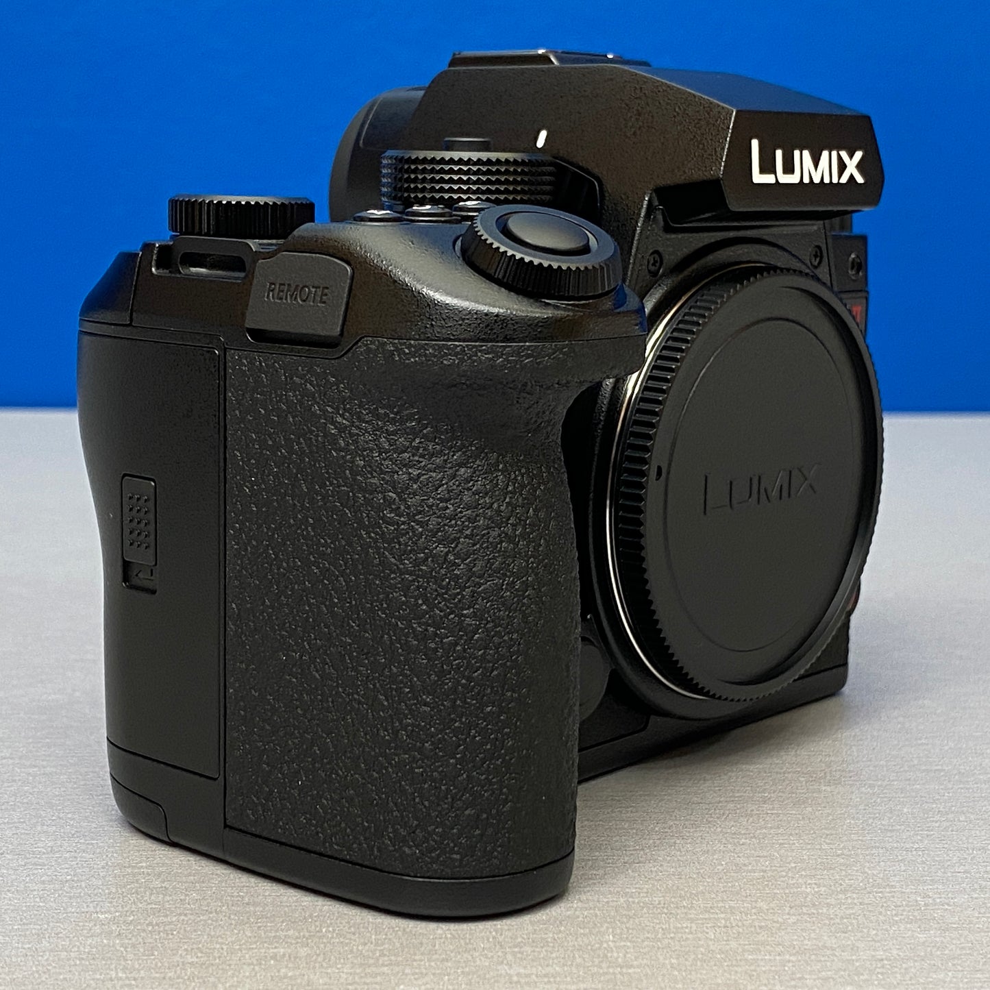 Panasonic Lumix S1 II (24.1MP) + Lumix S 24-105mm f/4 Macro O.I.S. | NOVA