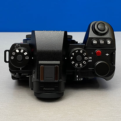 Panasonic Lumix S1 II (24.1MP) + Lumix S 24-105mm f/4 Macro O.I.S. | NOVA