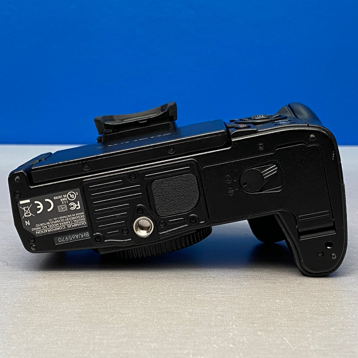 Olympus OM-D E-M1 Mark II (Corpo) - 20.4MP