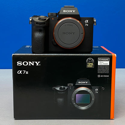 Sony Alpha A7 III (Corpo) - 24.2MP